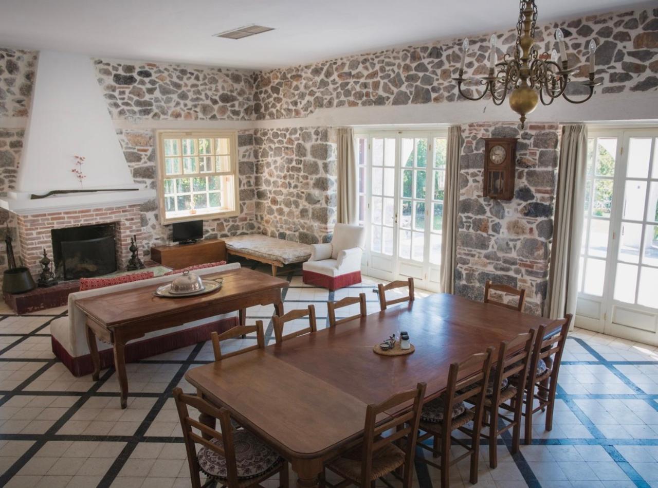 The Villa Averoff Kirinthos ภายนอก รูปภาพ